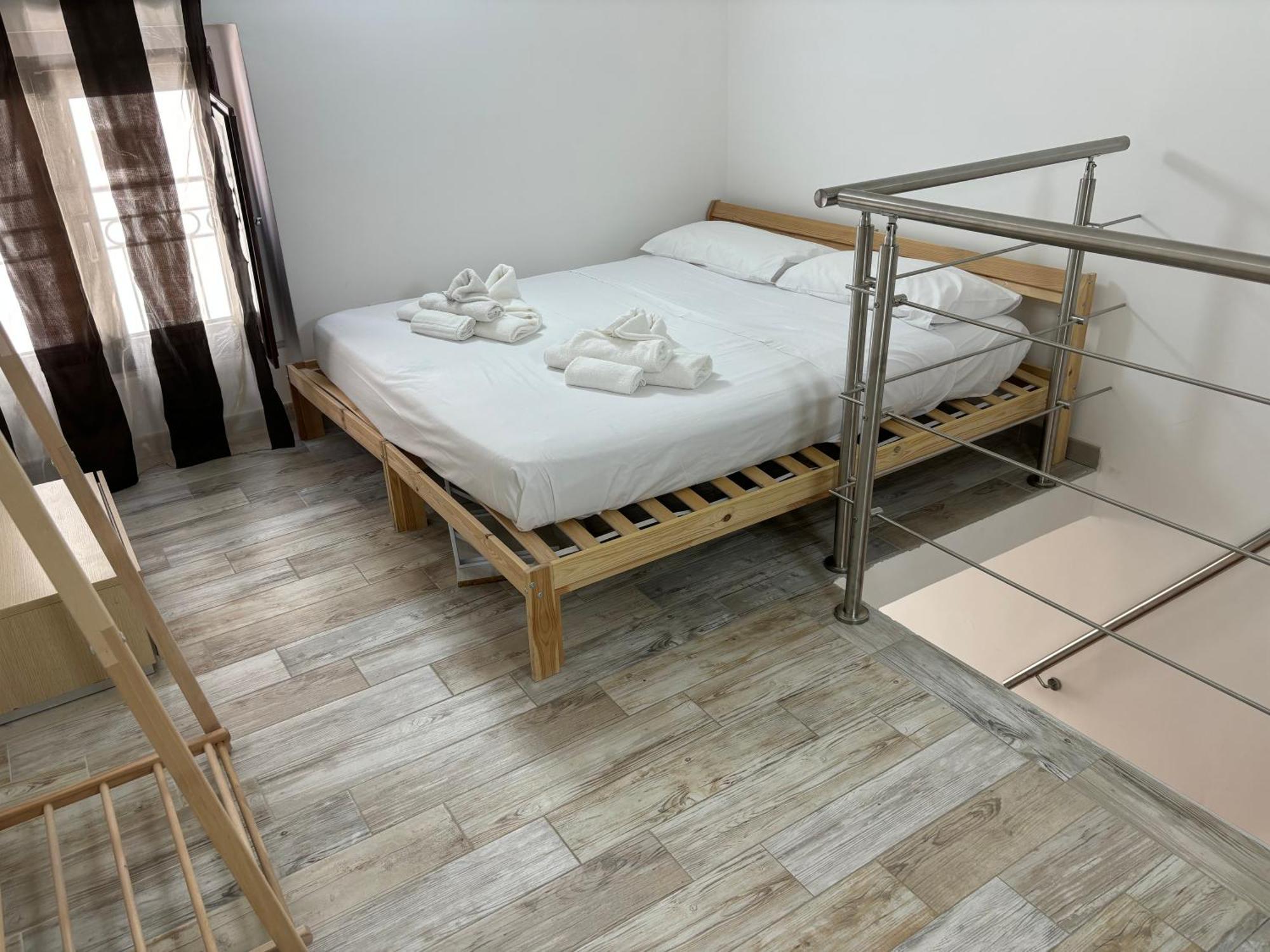 L'Arco Di Porta Lecce Apartment Бриндизи Екстериор снимка